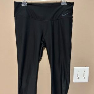 Nike capri workout pants